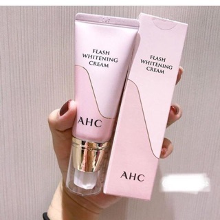 Kem dưỡng trắng da cao cấp AHC
