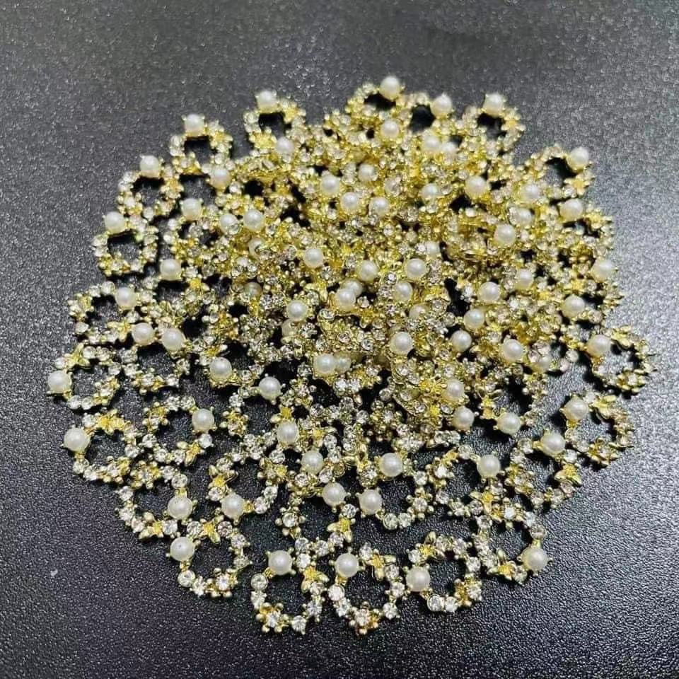 charm tròn trang trí nail