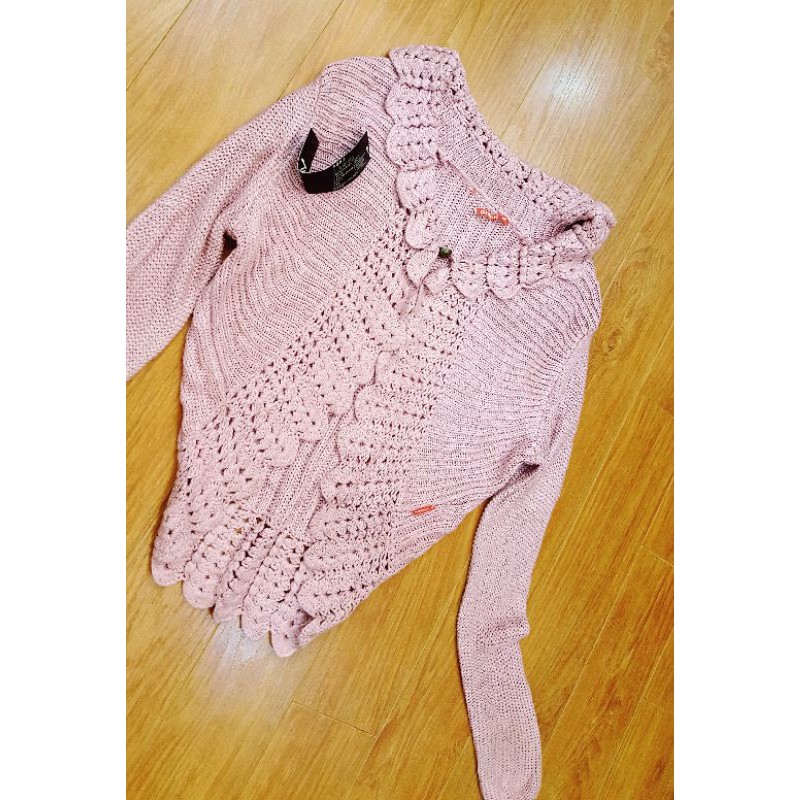 Áo khoác len màu hường