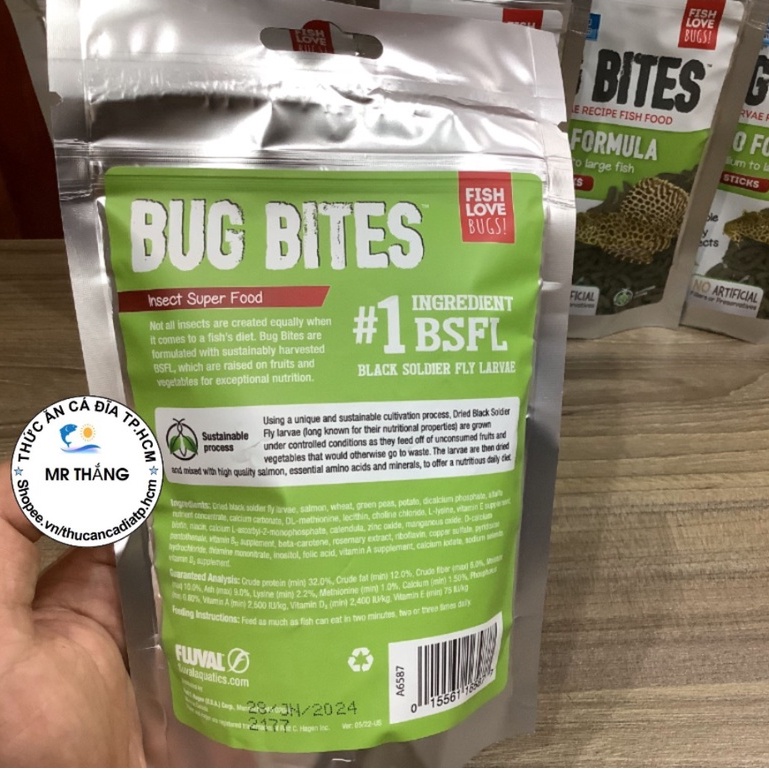 Fluval Bug Bites Pleco Formula : Thức ăn gậy giàu Protein & Carbohydrate hoàn chỉnh cho Pleco và dòng cá lớn.