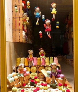 Bup bê bằng len
