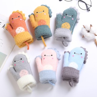 Đôi găng tay giữ ấm xinh xắn dành cho các bé