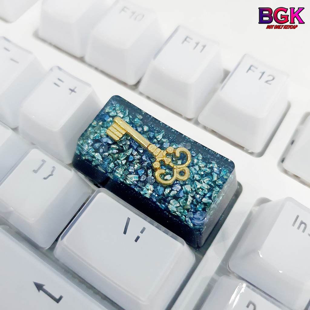 Keycap Lẻ nút Back hình Chìa khóa vàng Golden Key OEM profile ( keycap resin độc lạ )( Keycap Artisan )..