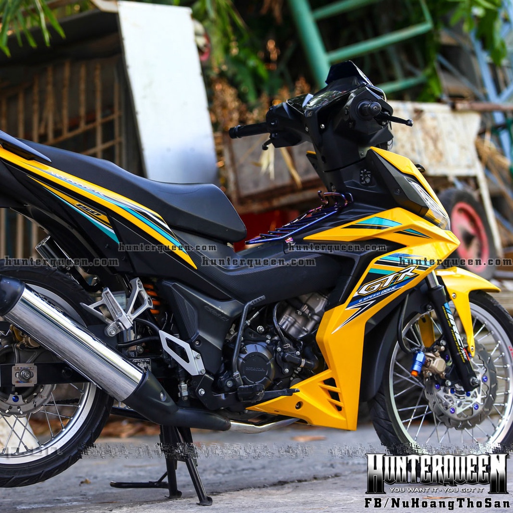 Tem rời dán xe Winner màu vàng. in UV cao cấp, công nghệ mới nhất cập nhật từ Nhật Bản. Độ bền cao