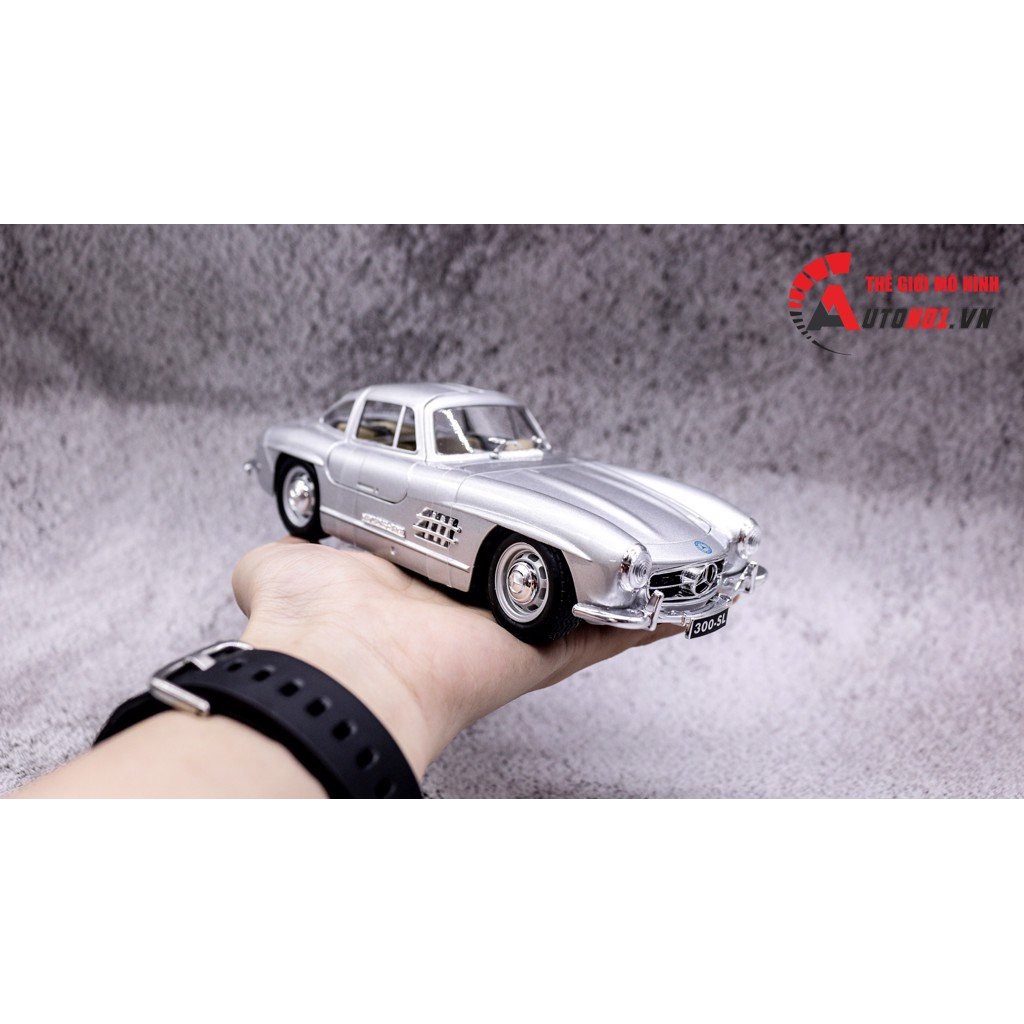 MÔ HÌNH MERCEDES BENZ 300SL 1954 SLIVER COLLEGIONE 1:24 BURAGO 3673