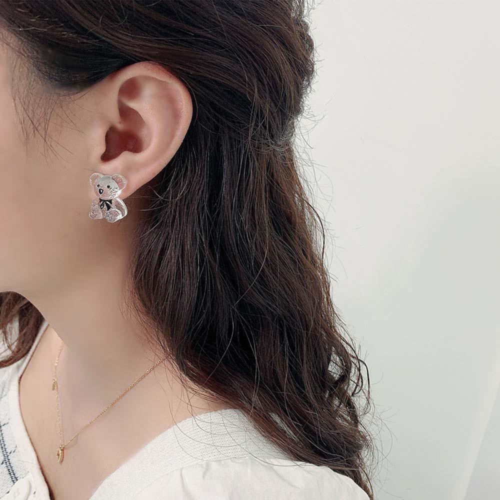 Bông Tai Nhựa Hình Gấu Đáng Yêu Cho Nữ