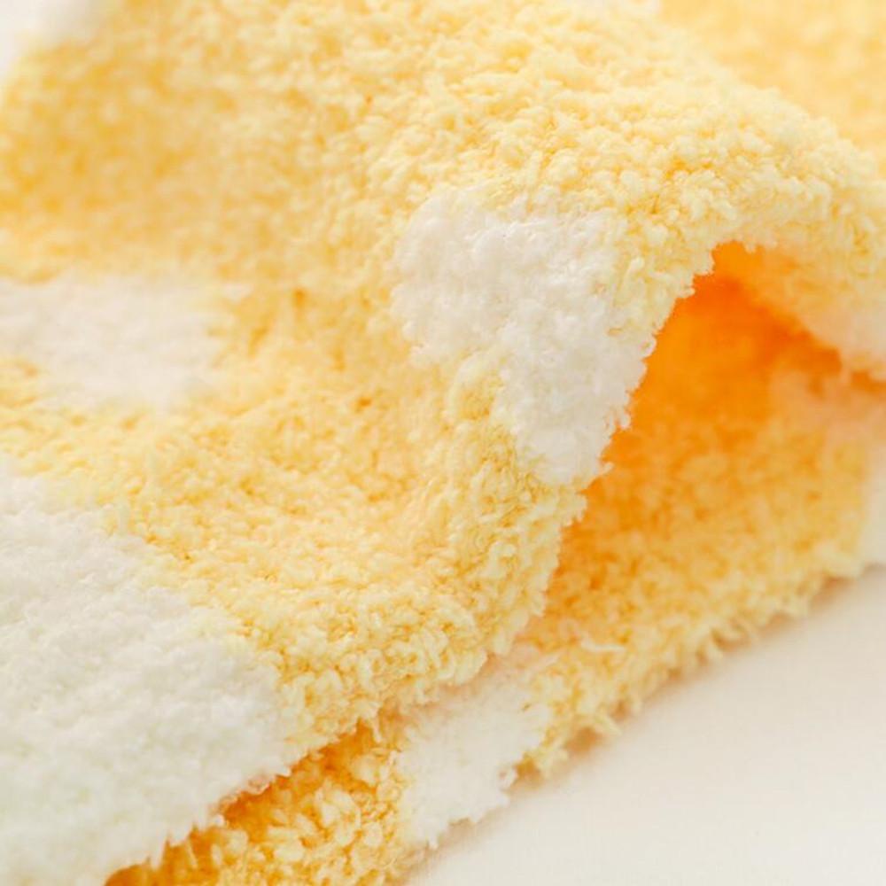 CACTU Vớ Lông Xù Mềm Mại Hình Trái Tim Cho Nữ