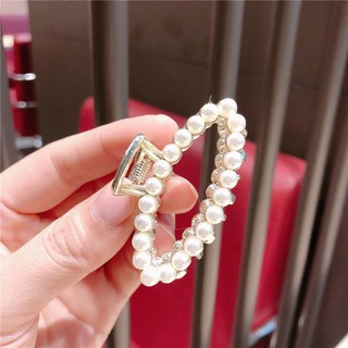 Kẹp tóc đính ngọc hot trend