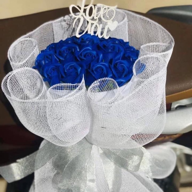 Bó hoa sáp 25 bông(ib chọn màu)