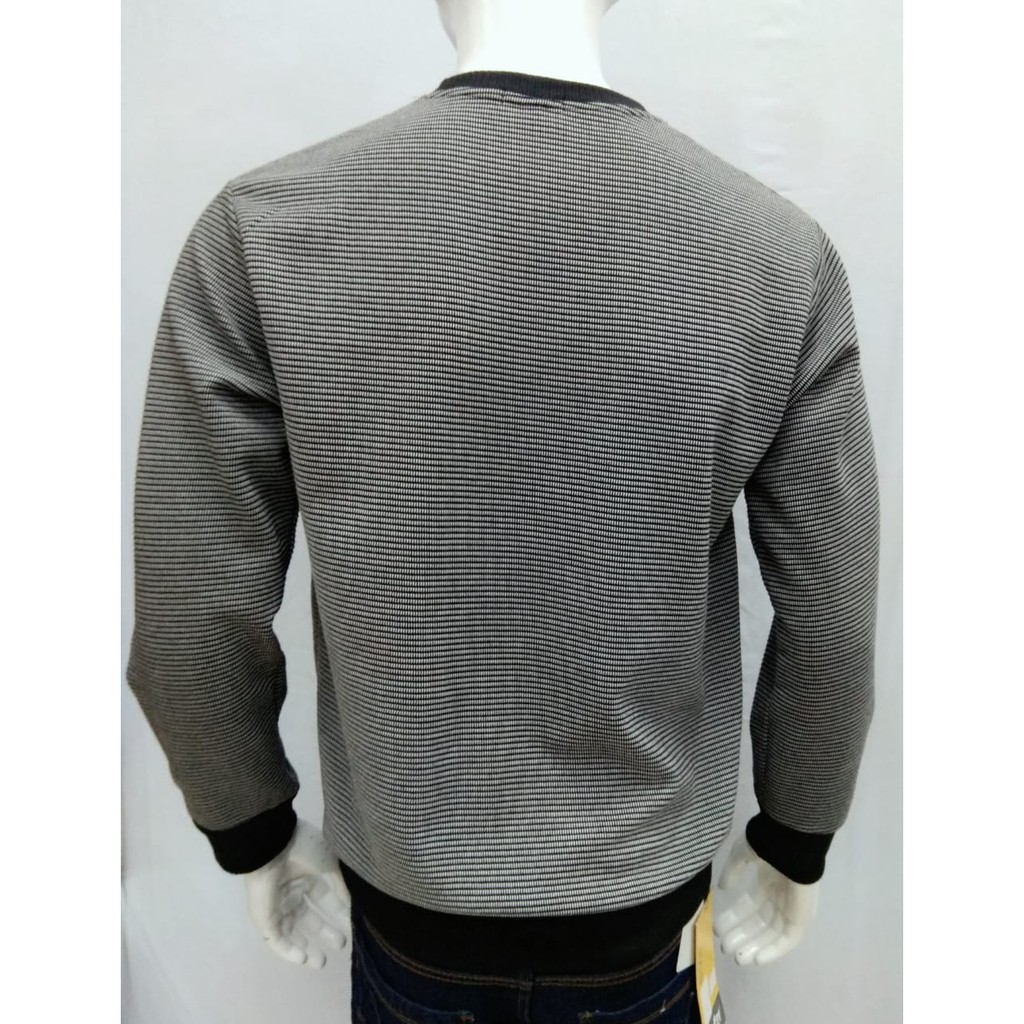 Áo Sweater Cổ Bẻ Thêu Họa Tiết Cá Tính Trẻ Trung | BigBuy360 - bigbuy360.vn