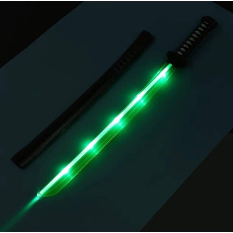 Kiếm ánh sáng hot trend 2022, kiếm phát sáng katana cực đẹp như trong phim viễn tưởng