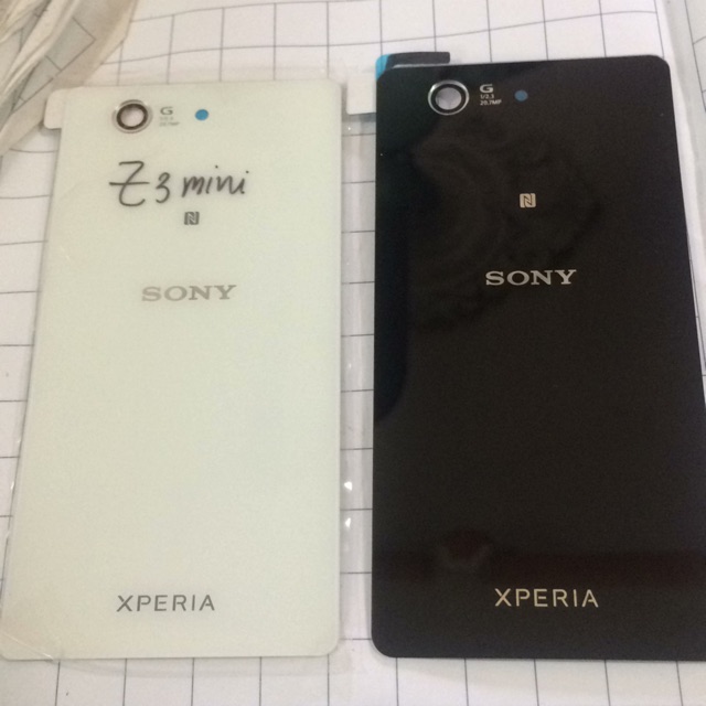 Nắp lưng sony z3mini /Z3 compact