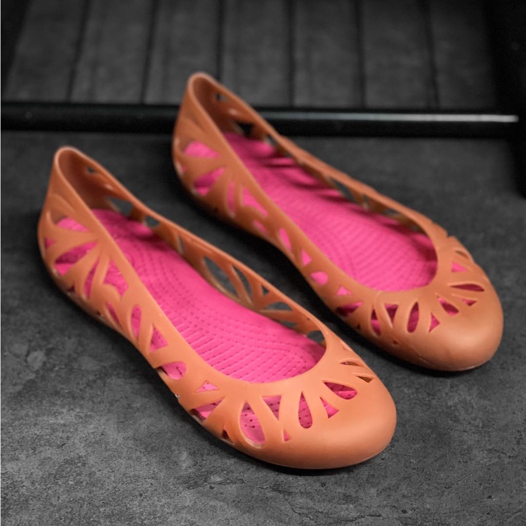 Giày Búp Bê Nữ Cross Adrina Flat Women Chính Hãng. Đúc Nguyên Đôi, Size 35 đến 39.