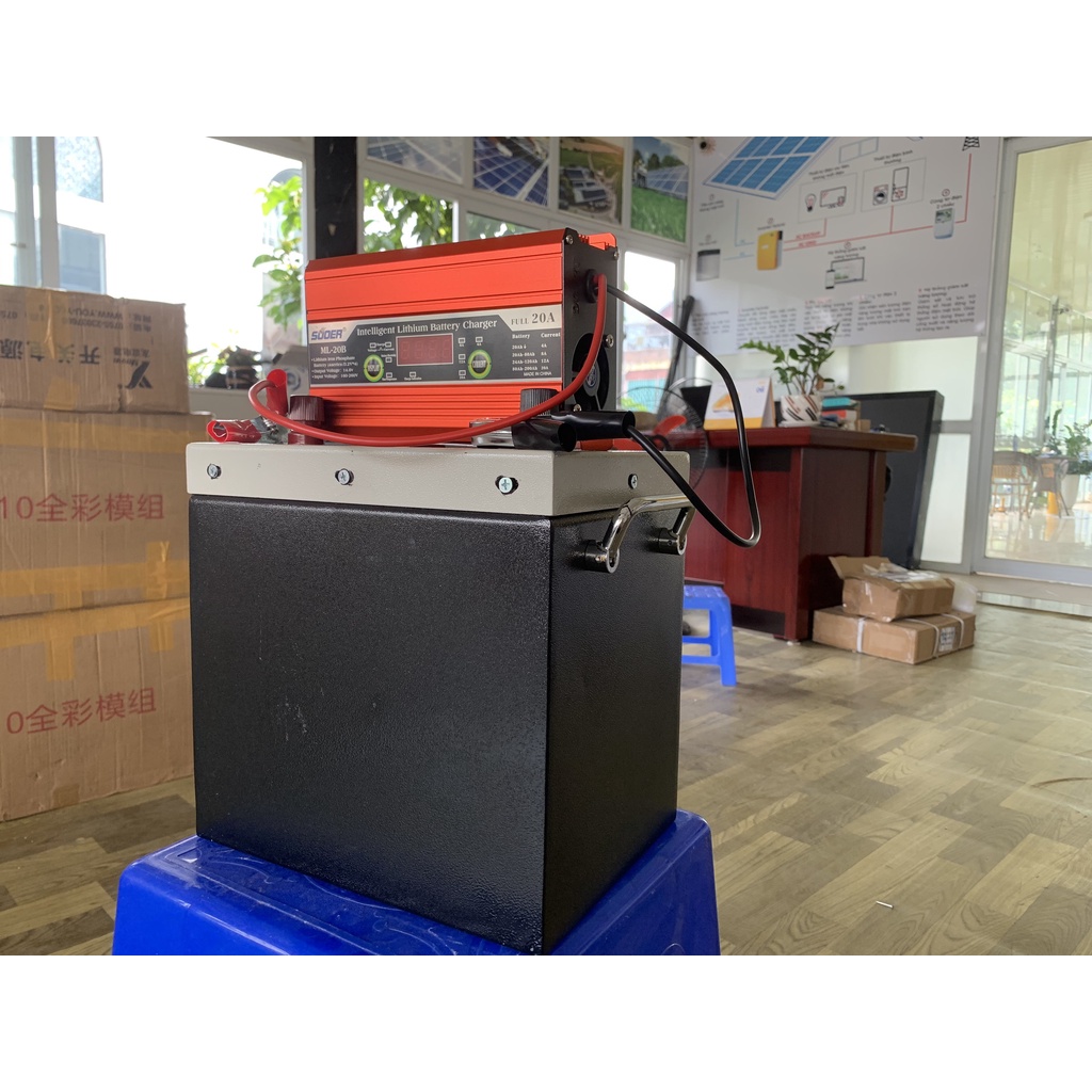 Combo thùng pin Lifepo4 Lithium 12V 230A  EVE dã hàn Laser