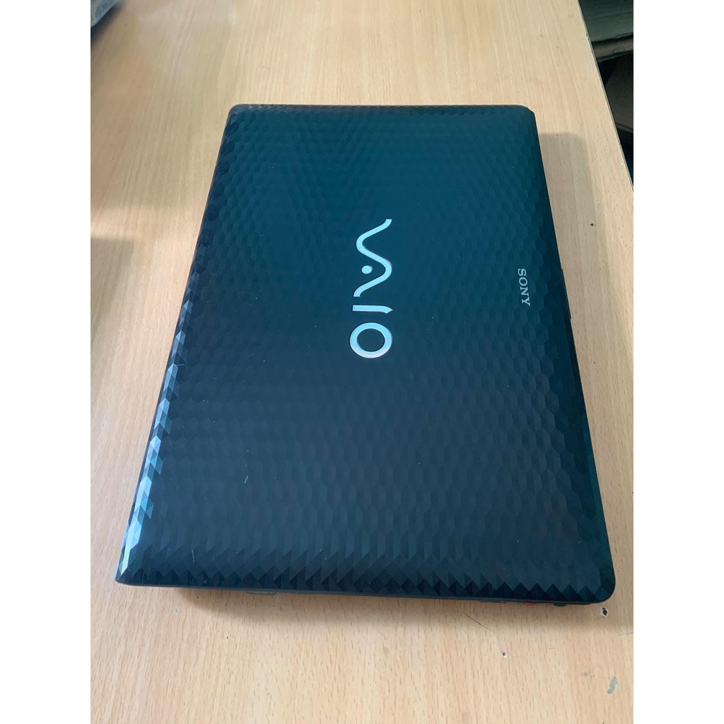 Laptop Sony vaio Vpceh core i5-2410M Ram 4gb HDD 500gb màn hình15,6inh fui phím tặng phụ kiện , có bảo hành