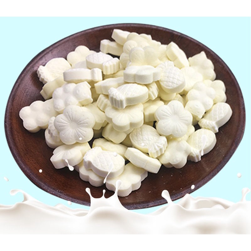 Bánh canxi sữa là món ăn nhẹ tuyệt vời cho chó mèo bổ dưỡng thiết yếu cho sự phát triển của chó con và chó mẹ cho con bú