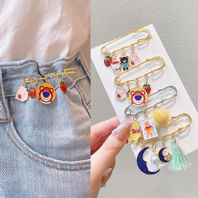 Ghim Cài Áo Họa Tiết Hoạt Hình Nhật Bản