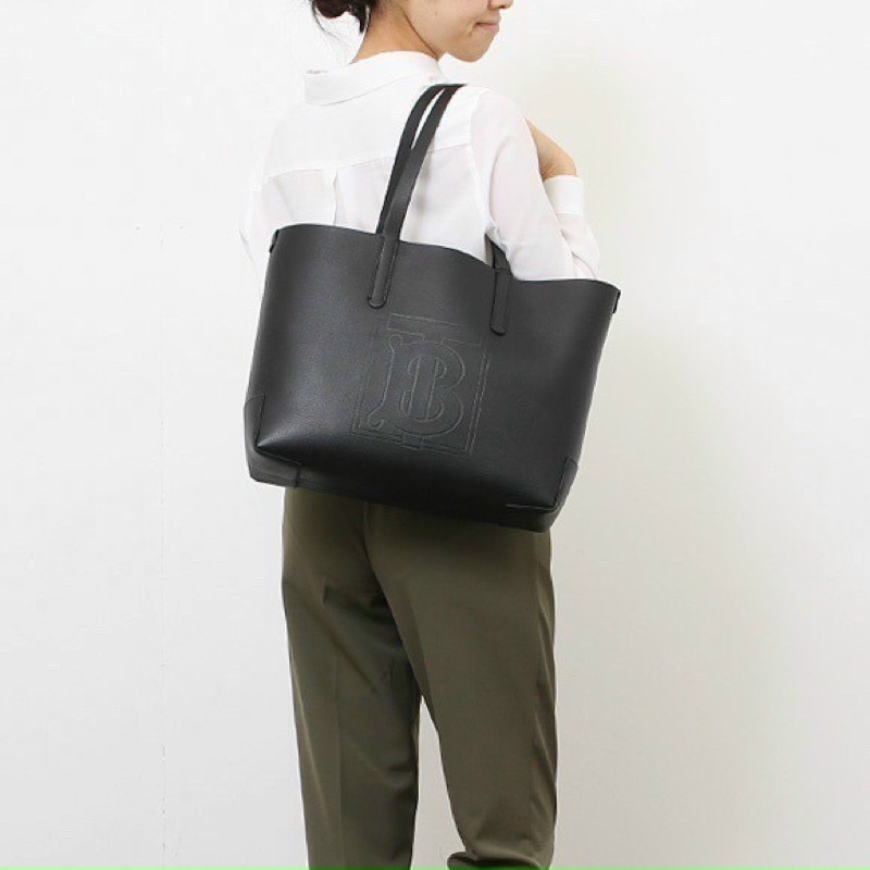 Túi To ry B dáng tote đen- xuất dư- sẵn hàng