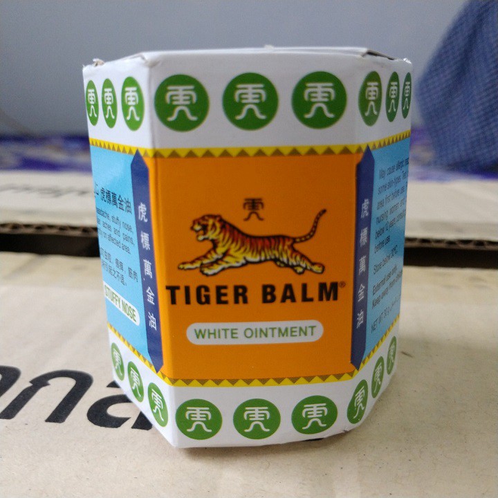 Dầu Cù Là Con Cọp Trắng Tiger Balm 30g singapore