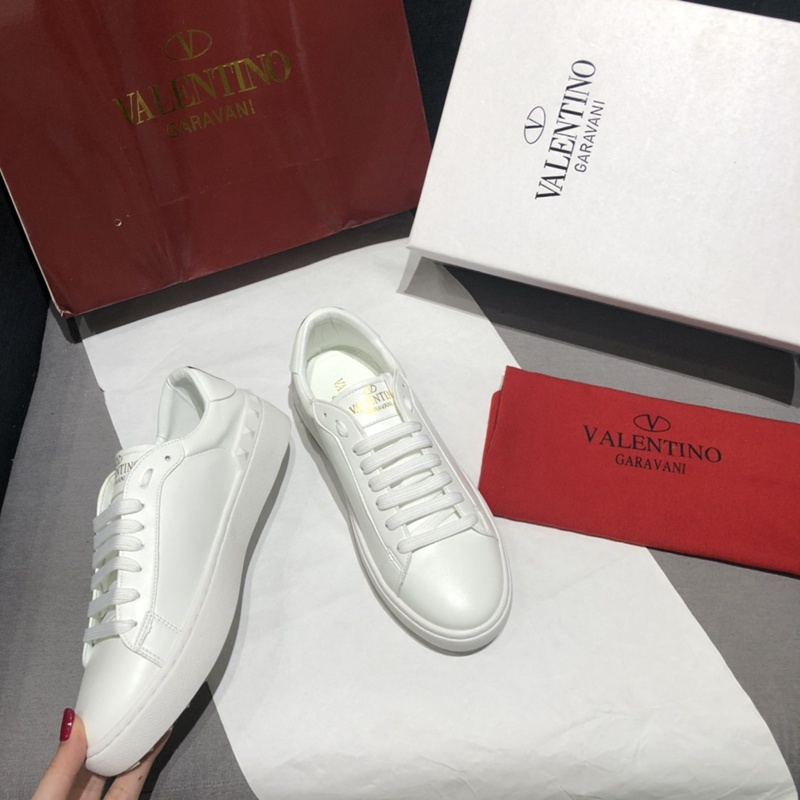 Vt Giày Thể Thao Valentino Màu Trắng Bằng Lụa Cừu Sạch Dễ Phối Đồ
