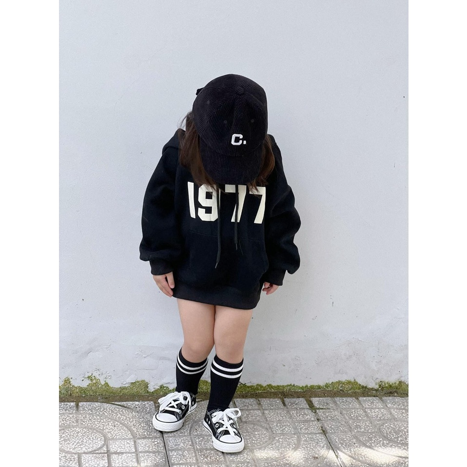 Áo nỉ có mũ 1977 in big cho bé , áo hoodie trẻ em unisex . Kid_genZ