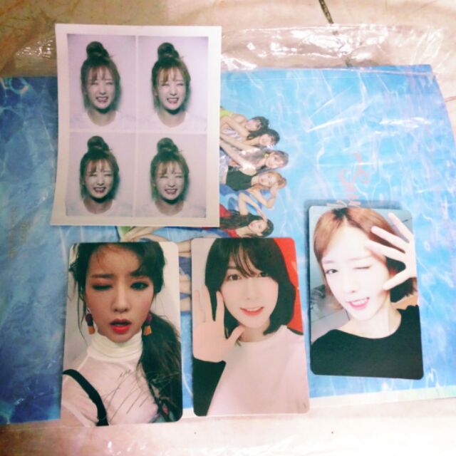 Card - Pola Official Apink