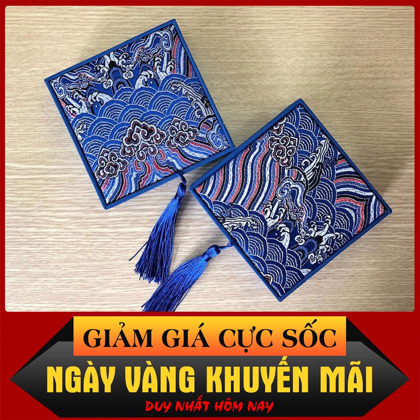 Hộp Gấm Xanh 10x10x3,5cm đựng nữ trang, vòng tay, trang sức phong thủy | BigBuy360 - bigbuy360.vn