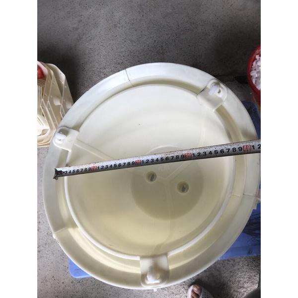 Khuôn đúc chậu tròn rộng 40 cm mẫu tùng cúc mai, có lòng trong chất liệu nhựa abs hoa văn sắc nét tặng kèm búa cao su