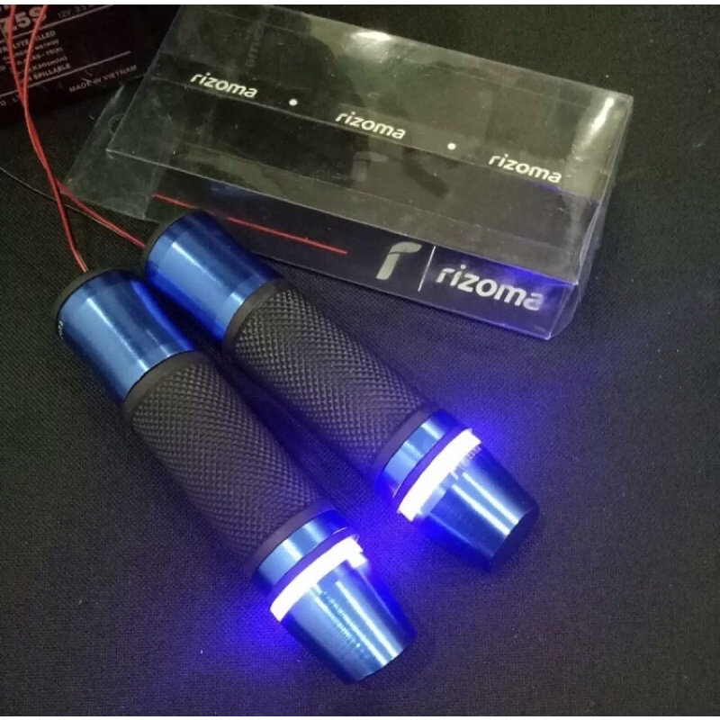 Tay cầm Ryoma có đèn led (giá rẻ) màu vàng