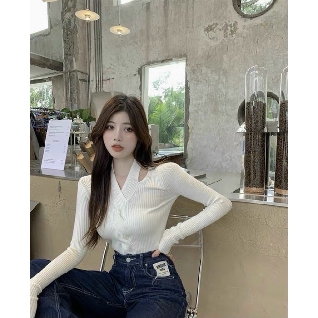 Áo len tăm xoắn khoét cổ | BigBuy360 - bigbuy360.vn