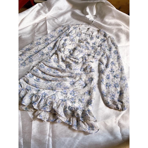 Thanh lý đầm hoa nhí