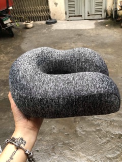 Gối cỏ cao su non đi du lịch