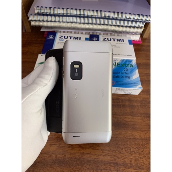 NOKIA E7-00 nguyên zin toàn bộ.