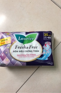 Băng Vệ Sinh Laurier Fresh & Free