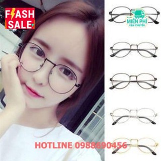 Mắt kính ngố Nobita có gọng đen và trắng