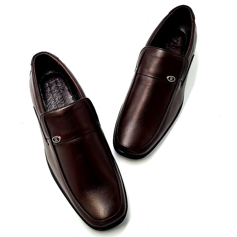 Giày lười nam da bò thật DONAVY, may quai chắc chắn hàng cao cấp, đính khuy R cách điệu, đế cao su cao 3cm d.gr