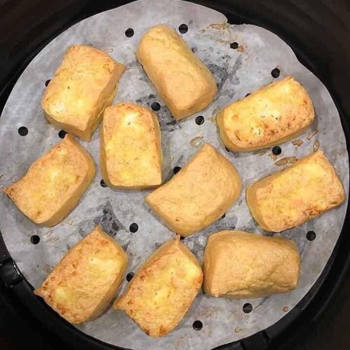 Giấy Nến Đục Lỗ Tròn 20cm - Set 100 Tờ