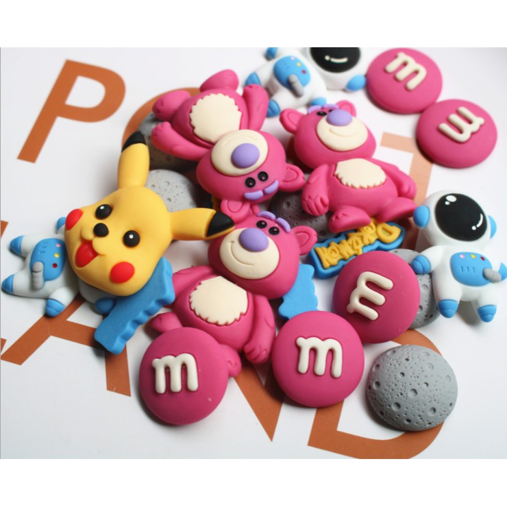 Mẫu charm Pikachu Pokemon, gấu hồng Pink Bear và Phi hành gia cho các bạn trang trí vỏ điện thoại, làm Jibbitz, DIY