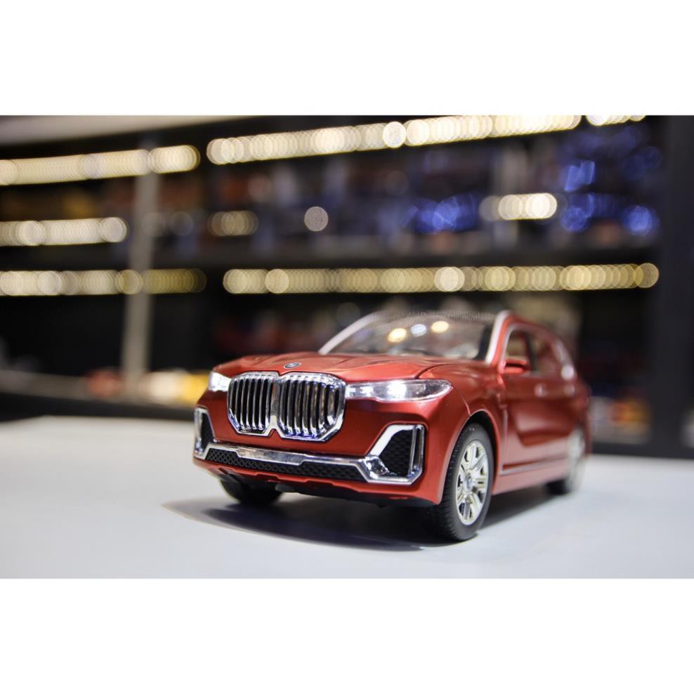 Mô hình xe BMW X7 1:24 CheZhi