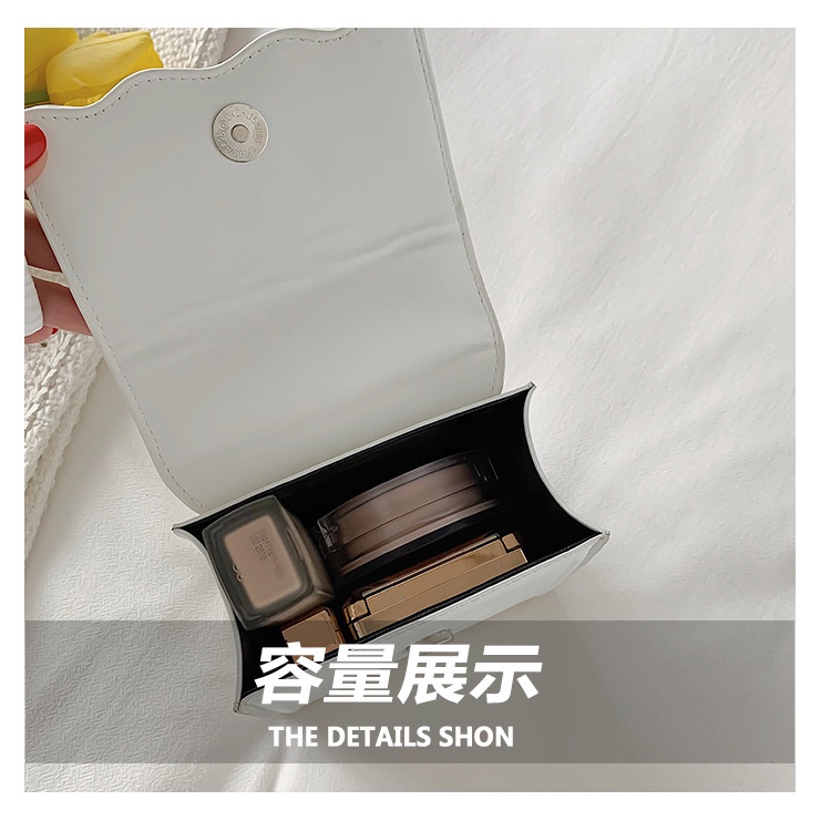 Túi đeo chéo JASMIN NOIR bằng da pu phối chuỗi dây xích thời trang cho nữ