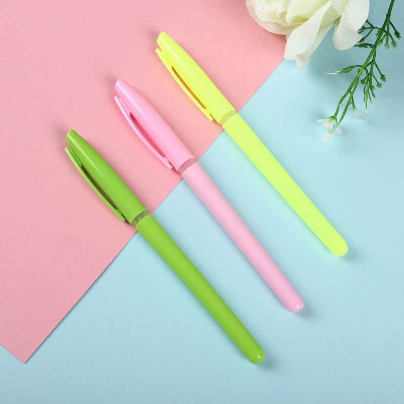 Vỏ bút thay ruột nhiều màu