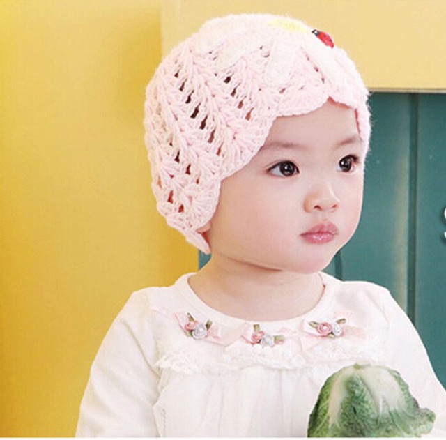 Nón len bé gái hình hoa