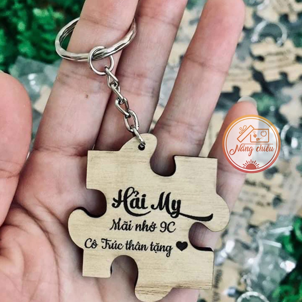 Móc khóa gỗ hình quả táo khắc tên theo yêu cầu - Quà tặng handmade ý nghĩa