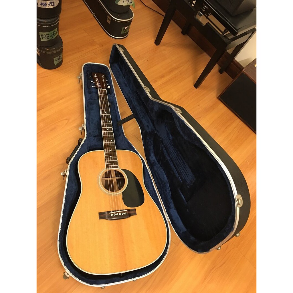 Guitar Acoustic Martin D35