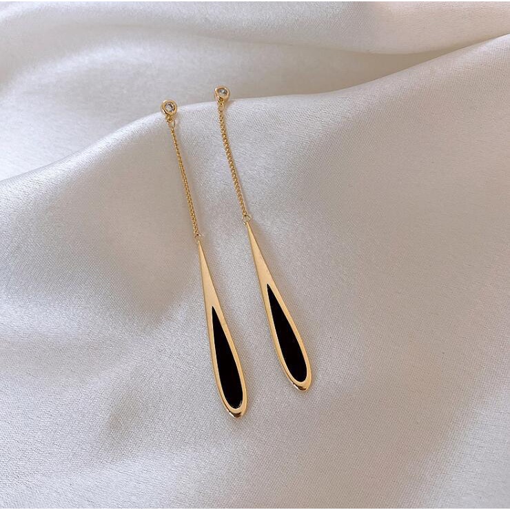 Bộ Khuyên Tai Dáng Dài Bằng Kim Loại Đính Kim Cương Hình Giọt Nước Nước Dầu Hàn Quốc