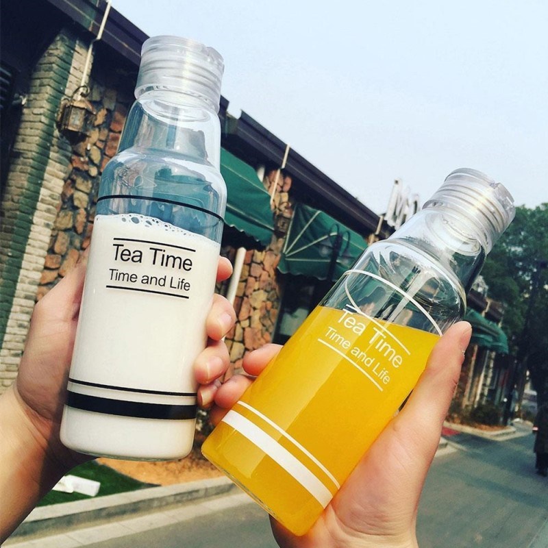 Bình nước thủy tinh Tea Time 450ml cao cấp màu trắng trong suốt, Nắp cao su chống tràn