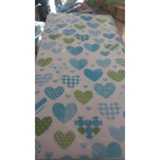 1 tờ giấy bọc quà đẹp