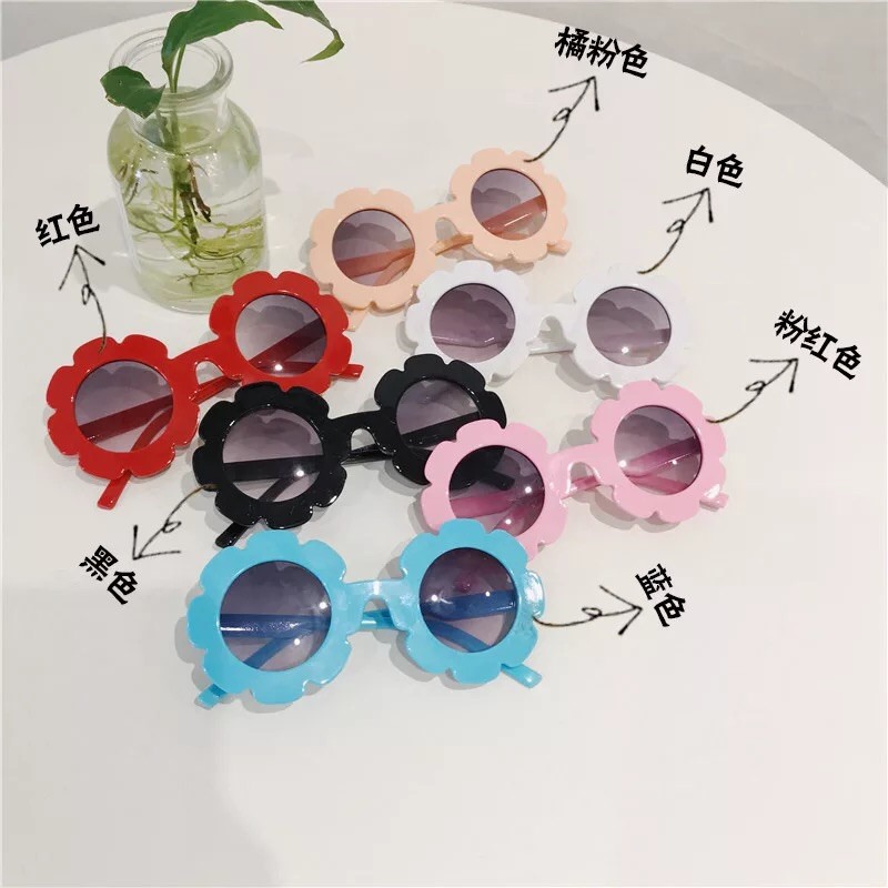 Kính Mát Hình Bông Hoa Nhỏ Dành Cho Bé