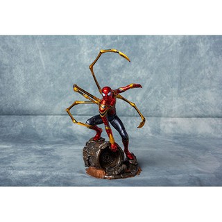 Tượng Ironspider cực đẹp mô hình Marvel