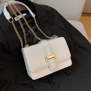 Túi da nữ vân cá sấu dây khóa ngang - MA254